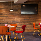 モザイクからの写真投稿 - 広々したロビーで♪