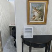 S&M極嬢からの写真投稿 - 事務所内のいたるところに絵画！